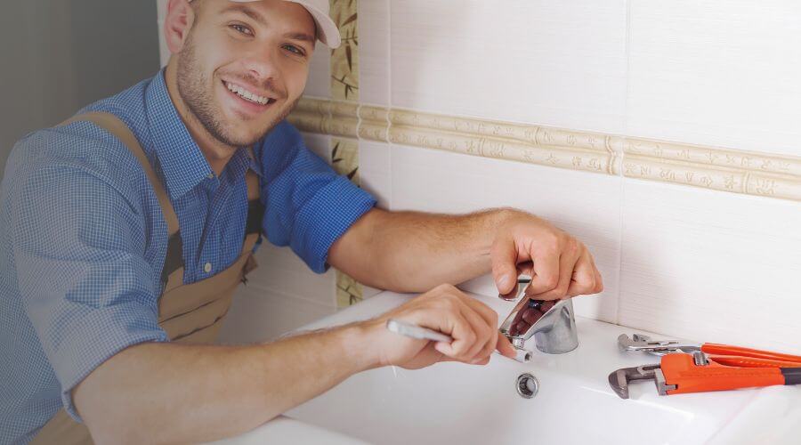 Professional clogged drains services in Canutillo, TX